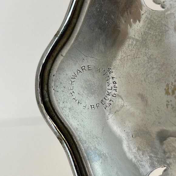 Decorative Mosaic Bread Bowl with Engraved Borders and Colorful Porcelain - Picture 6 of 7